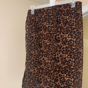 Leopard pencil skirt